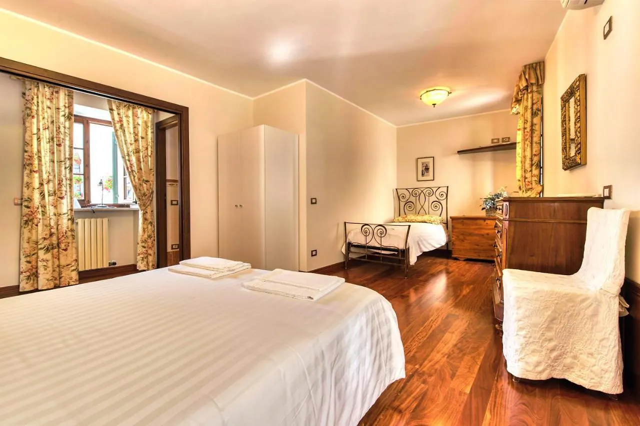 Appartamenti Fiori Del Lago Garda  Apartment